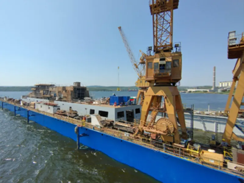 2023-C90, MMPV90, ausdocken, Schiff 1-1